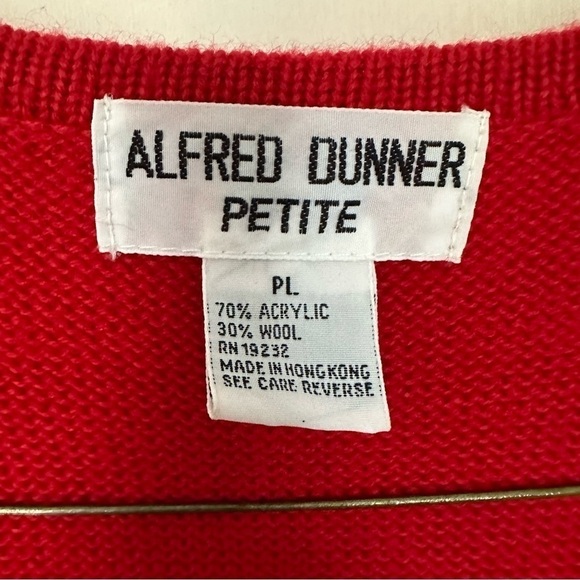 Alfred Dunner Sweater Vest Holiday Red with Black Beads Acrylic & Wool Size PL - Picture 7 of 7